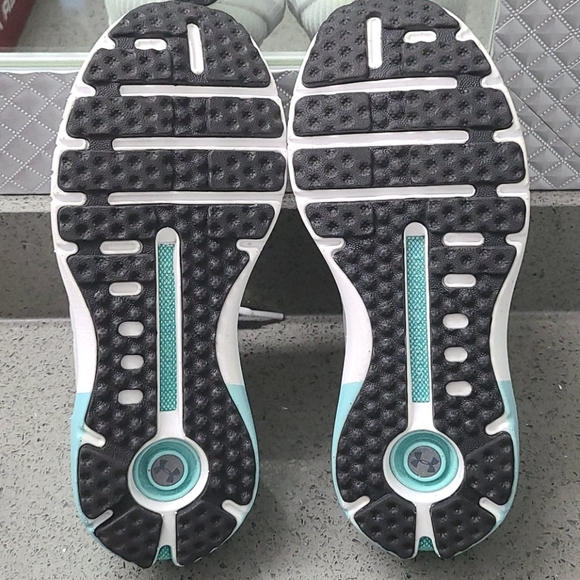 W UA Runners - Picture 5 of 5